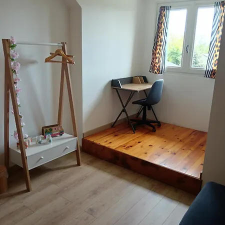 D'hotes La Maison De Monsieur Chaussette Frühstückspension